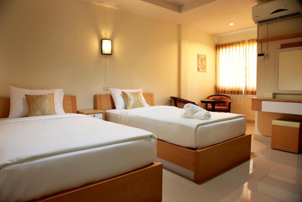 Baan Sanpoom Hotel Phitsanulok Room photo